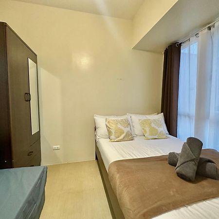 2-Bedroom Condo Unit With Balcony At Centrio Tower Beside Ayala Centrio Mall Downtown Cdo คากายันเดโอโร ภายนอก รูปภาพ