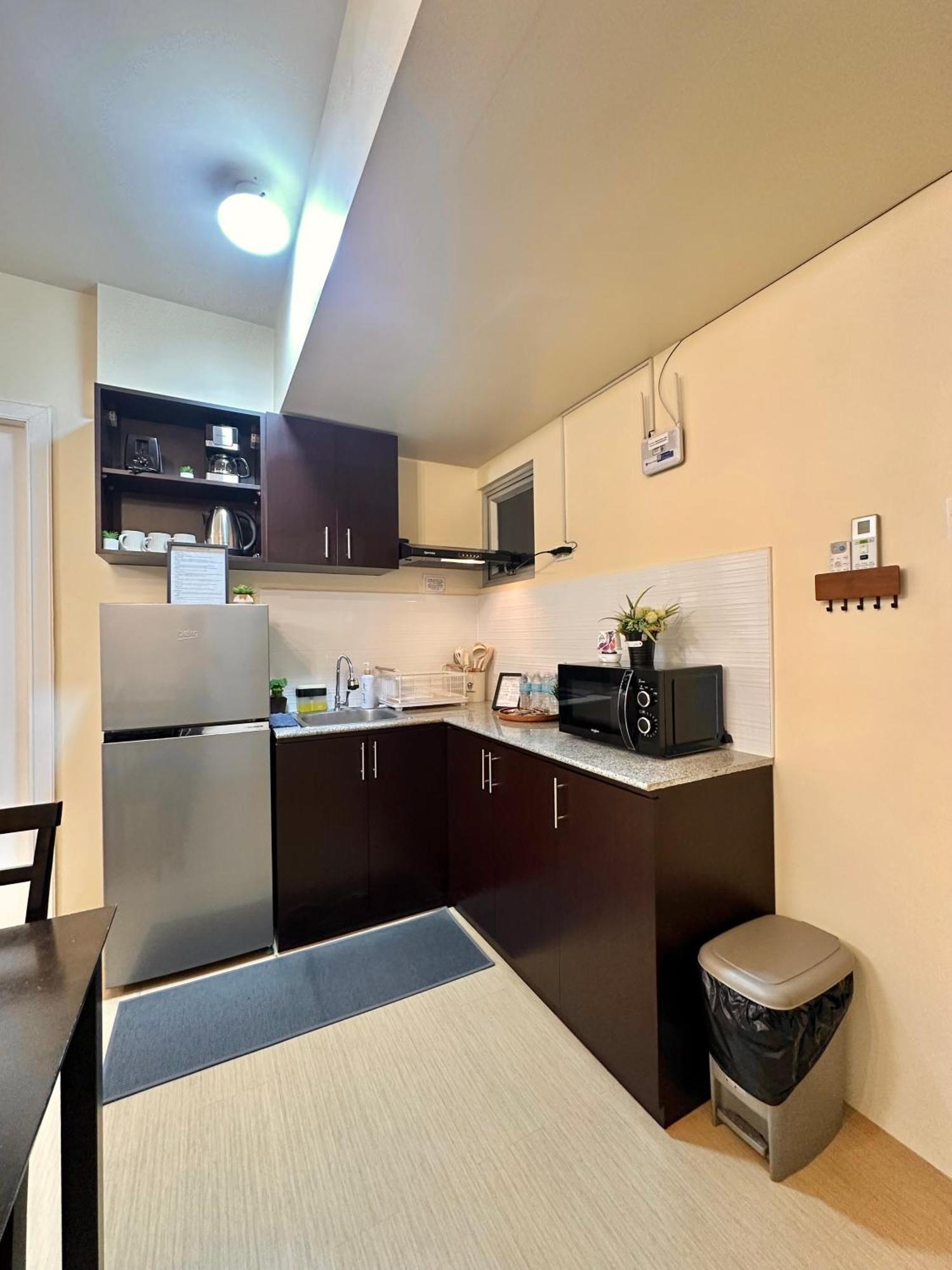 2-Bedroom Condo Unit With Balcony At Centrio Tower Beside Ayala Centrio Mall Downtown Cdo คากายันเดโอโร ภายนอก รูปภาพ