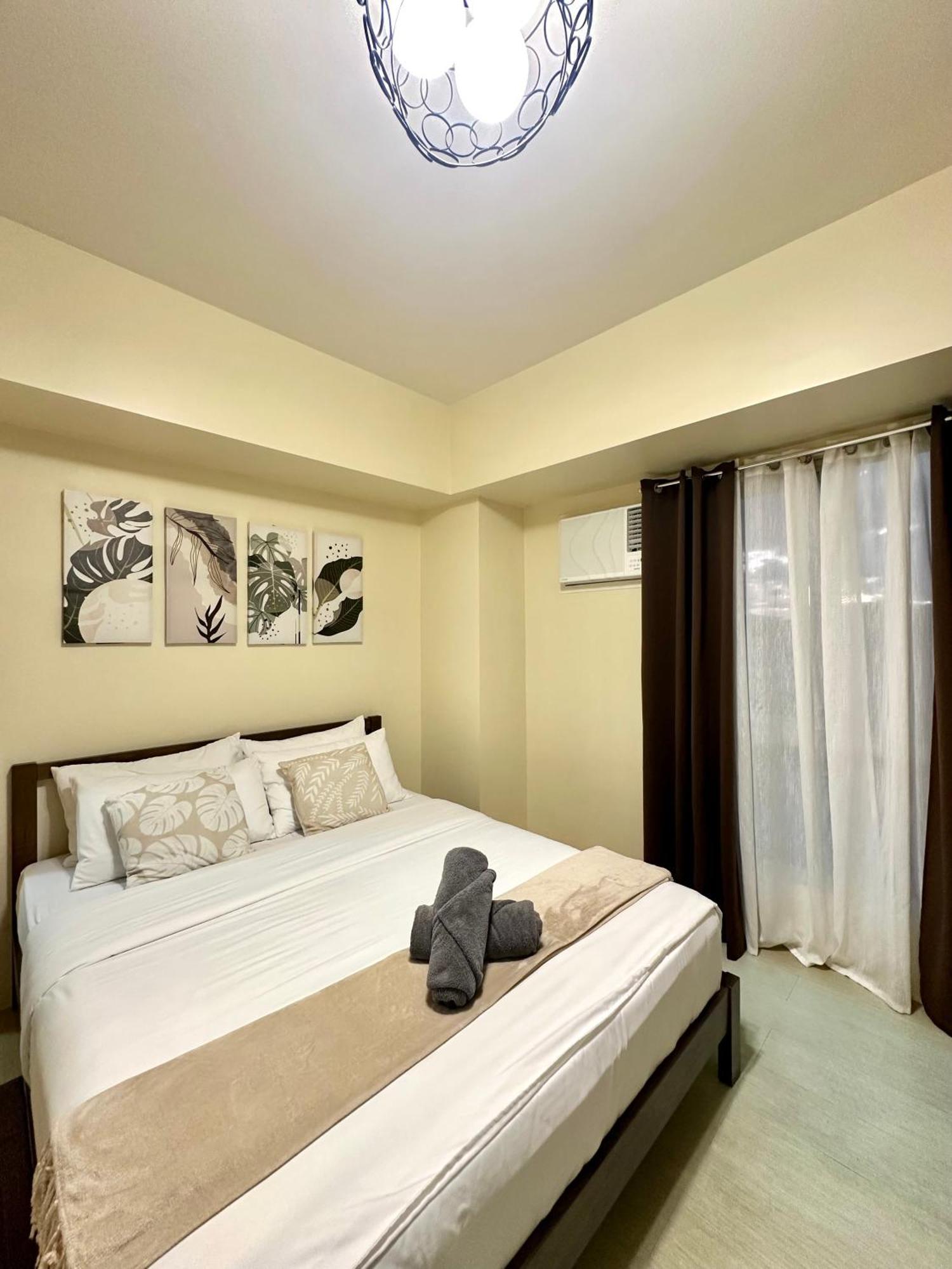 2-Bedroom Condo Unit With Balcony At Centrio Tower Beside Ayala Centrio Mall Downtown Cdo คากายันเดโอโร ภายนอก รูปภาพ